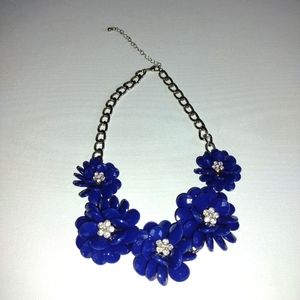 Flower necklace
